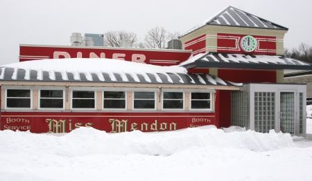 miss-mendon-diner-after-december-snow.jpg